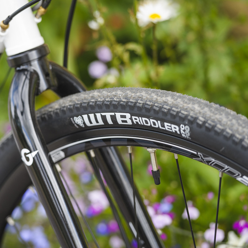 genesis croix de fer 10 2020