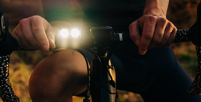 Les 5 meilleurs éclairages vélo : sécurité et visibilité pour tous